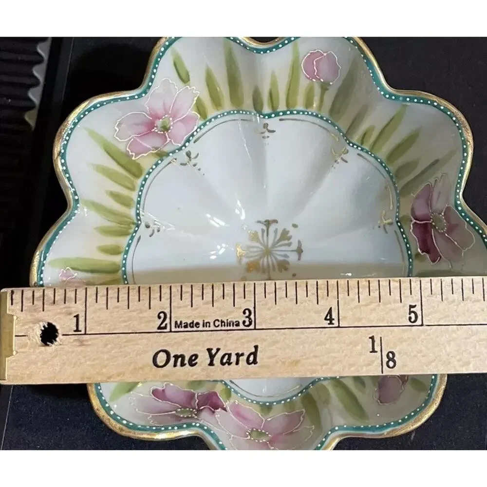 Japanese Hand painted Bone China Footed Nut Bowl Set With 6 Bowls‎